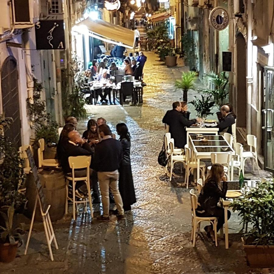 Ai Baretti 2 Bed and Breakfast Napels Buitenkant foto